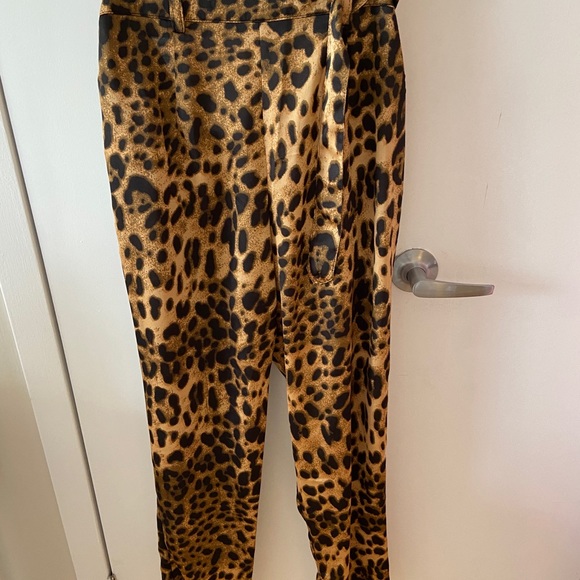 Missguided Leopard print cigarette pants 4 - Picture 3 of 5